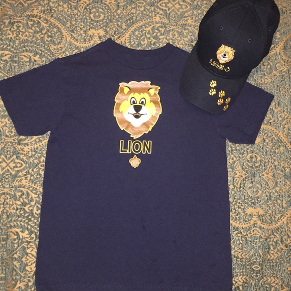 Boys Lion Cub Scouts Uniform With Hat 
